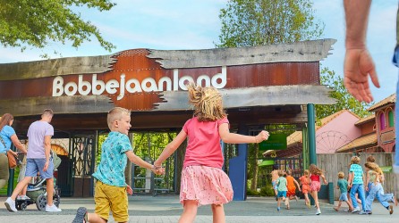 Bobbejaan Header NL en BE