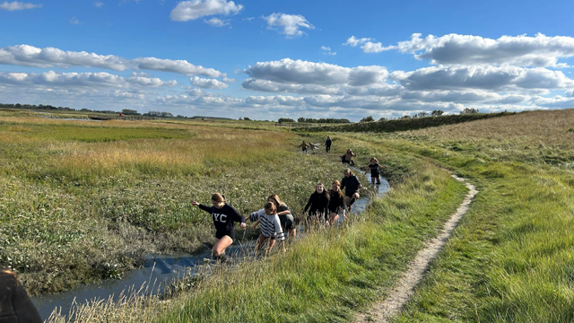 Zwin Natuurpark Slootje lopen v2