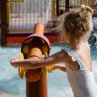 Slide 1 - Recreatiepark Linnaeushof