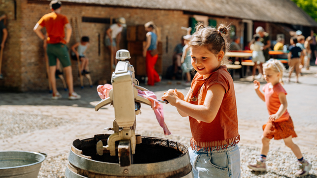 Nederlands Openluchtmuseum waterput