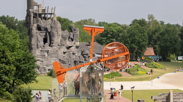 BillyBird park Hemelrijk salto schommel