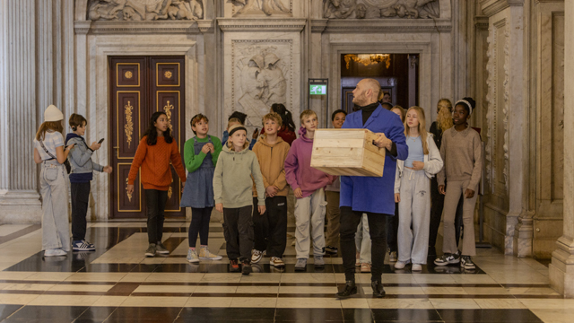 Koninklijk paleis houtenkist