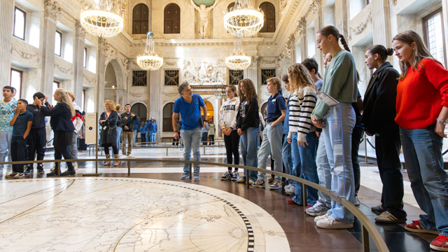 Koninklijk paleis educatieve tour