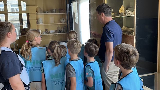 Museum Valkenburg schoolklas
